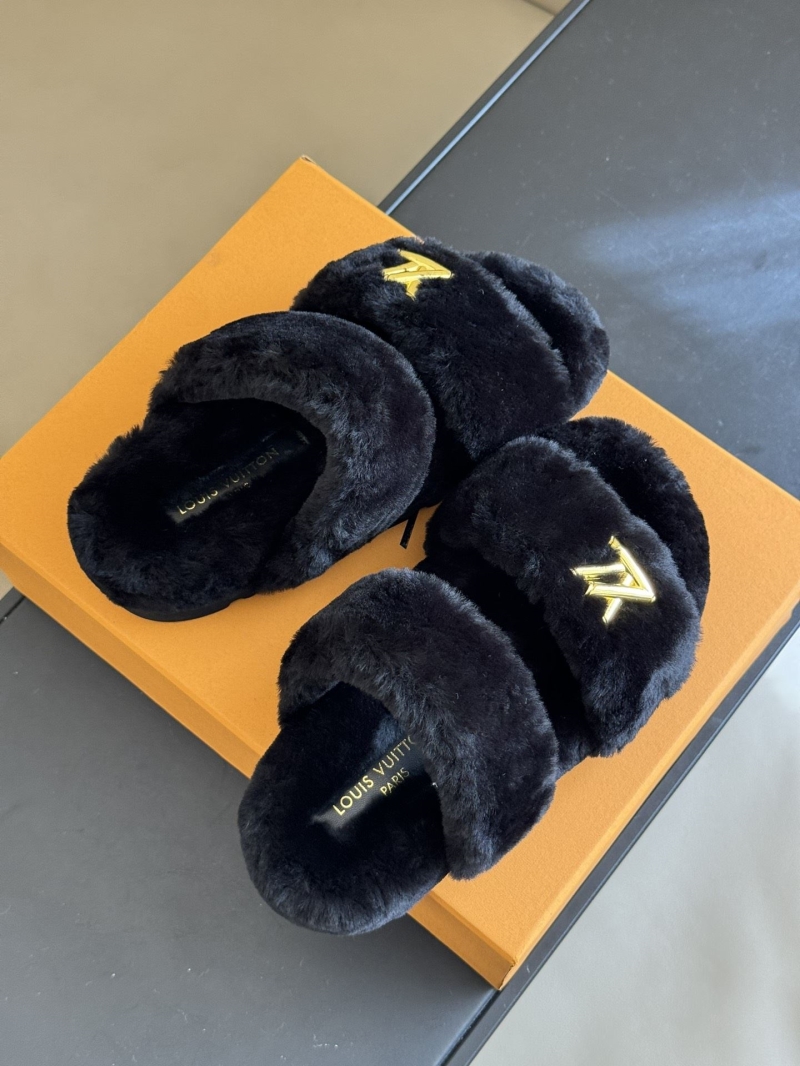 Louis Vuitton Slippers